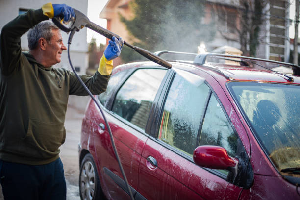 Best Garage Pressure Washing  in Plover, WI